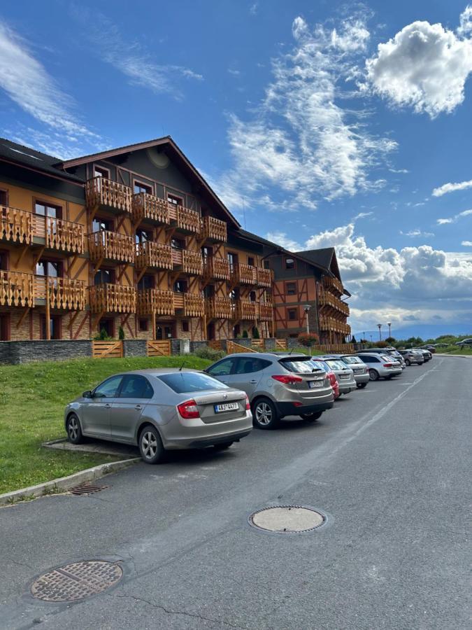 Apartliv Vel'ka Lomnica Exterior foto